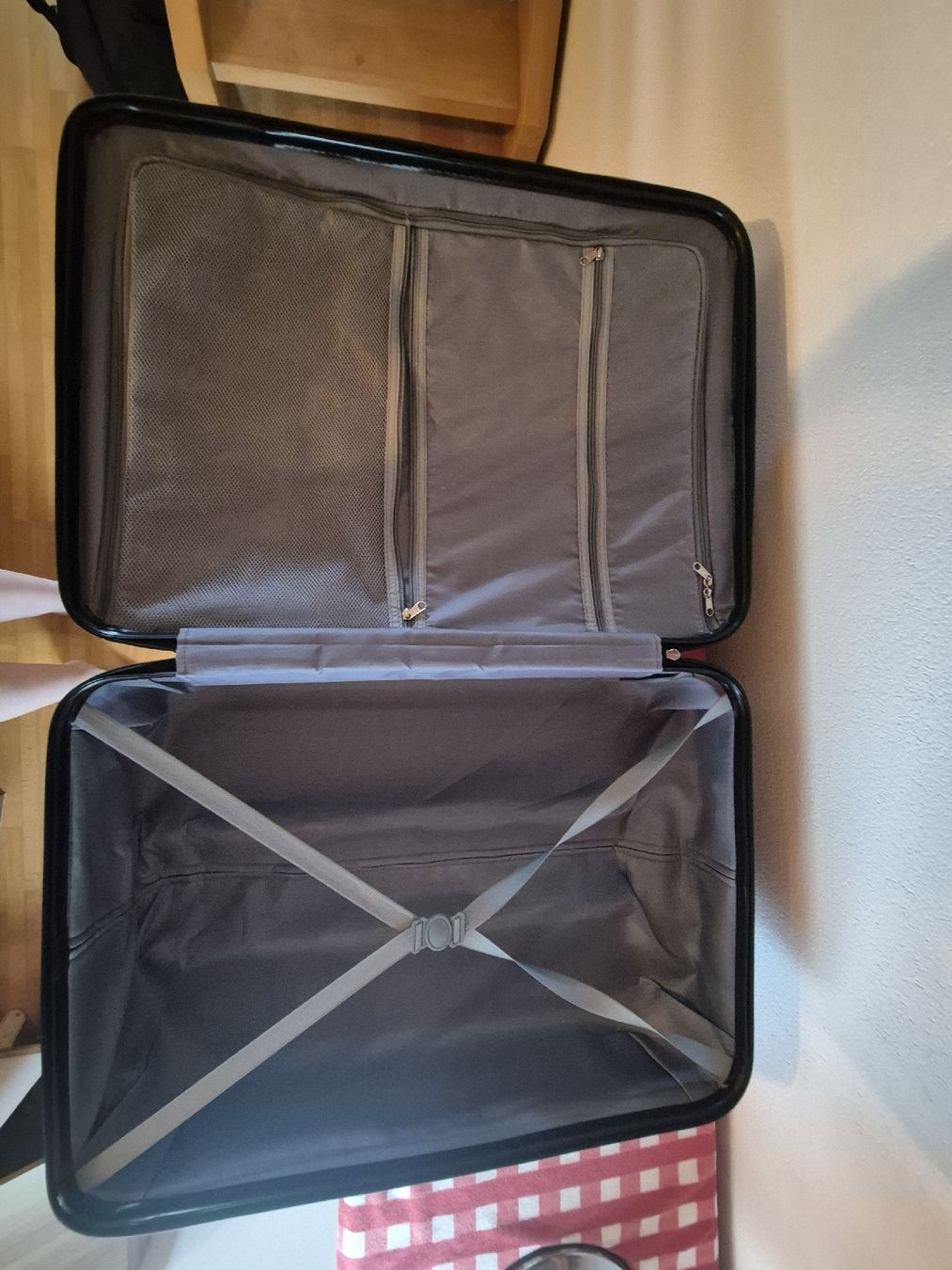 Valigie: Reisekoffer – Usato da Uster venduto da bar_99f8 3