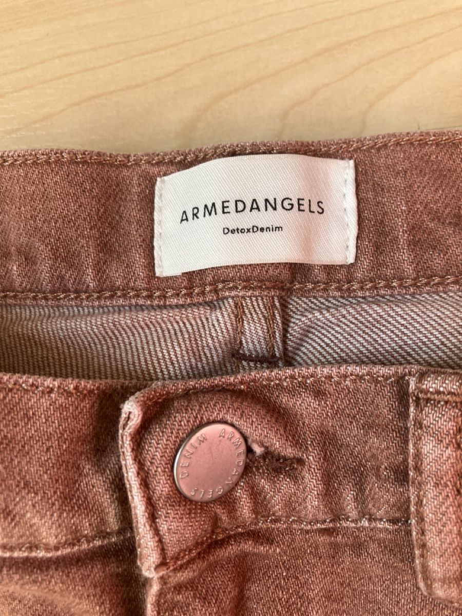 Armedangels Jeans: Braune Jeans Armedangels 26/32 – Nuovo (secondo la descrizione) da St. Gallen venduto da hnnh.koch 2
