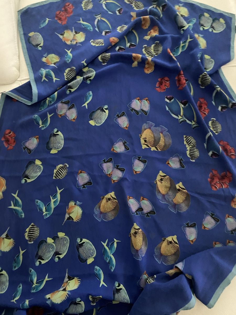 Fabric Frontline Foulard & Sciarpe: Fabric Frontline Seiden Schal 🌸 – Usato da Opfikon venduto da Luis144 2