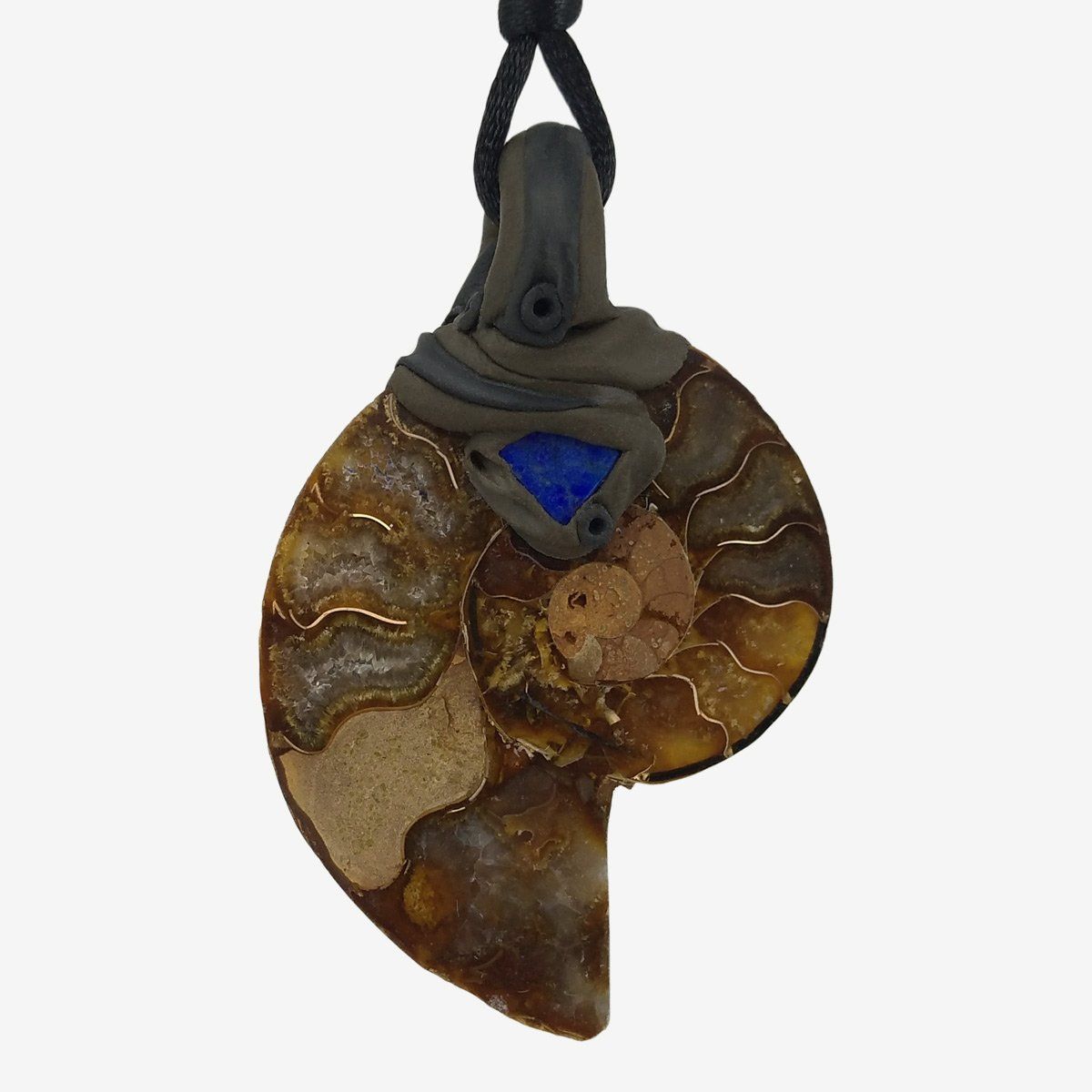 Minerali & Pietre curative: Ammonit Steinanhänger (Fossil) mit Lapislazuli – Nuovo e nell'imballaggio originale da Meilen venduto da BYRD-Design