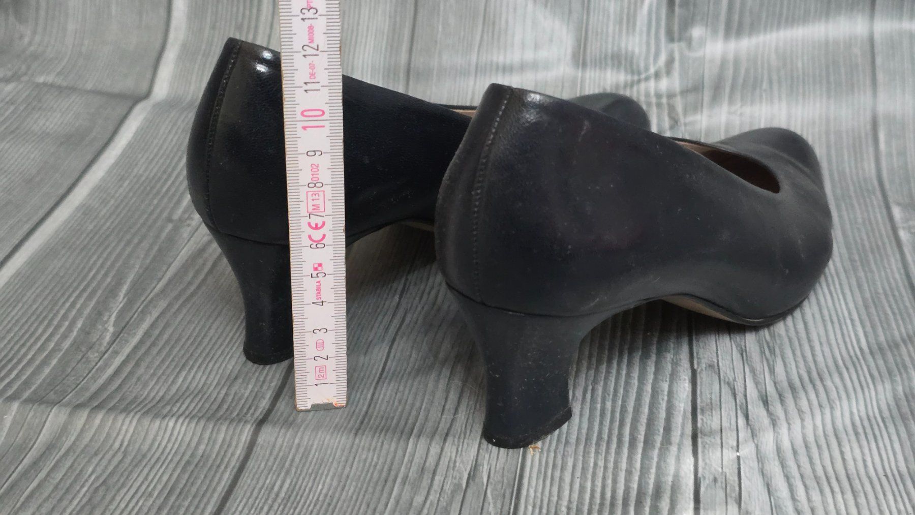 Gabor Scarpe da donna: 💞 Gabor Leder Pumps - 37 - blau / schwarz – Usato da Thalwil venduto da VitaMini 2