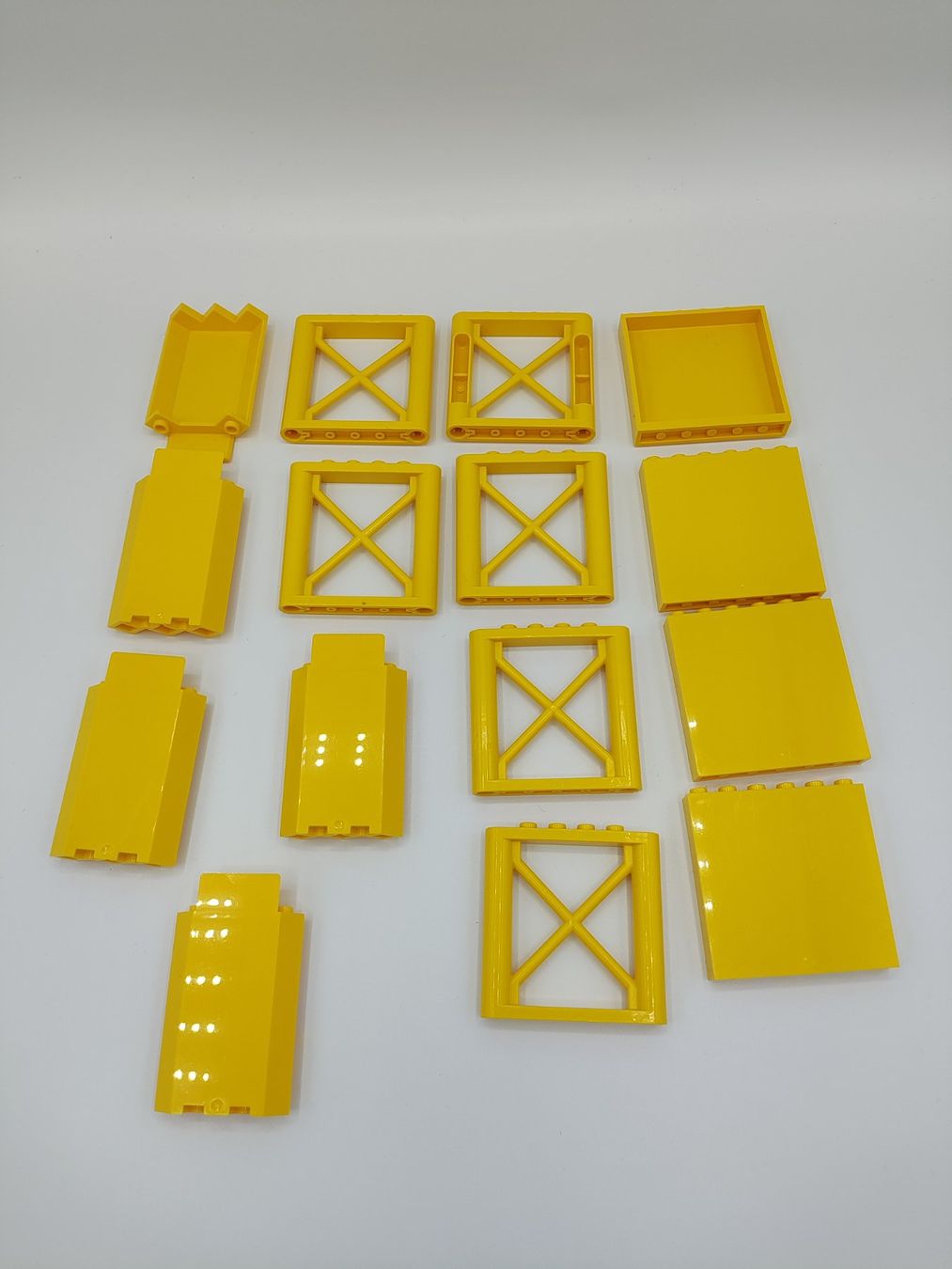 Lego Baukästen: LEGO gelbe Panellen und Ecken – Gebraucht aus Schlatt TG von AndrTra