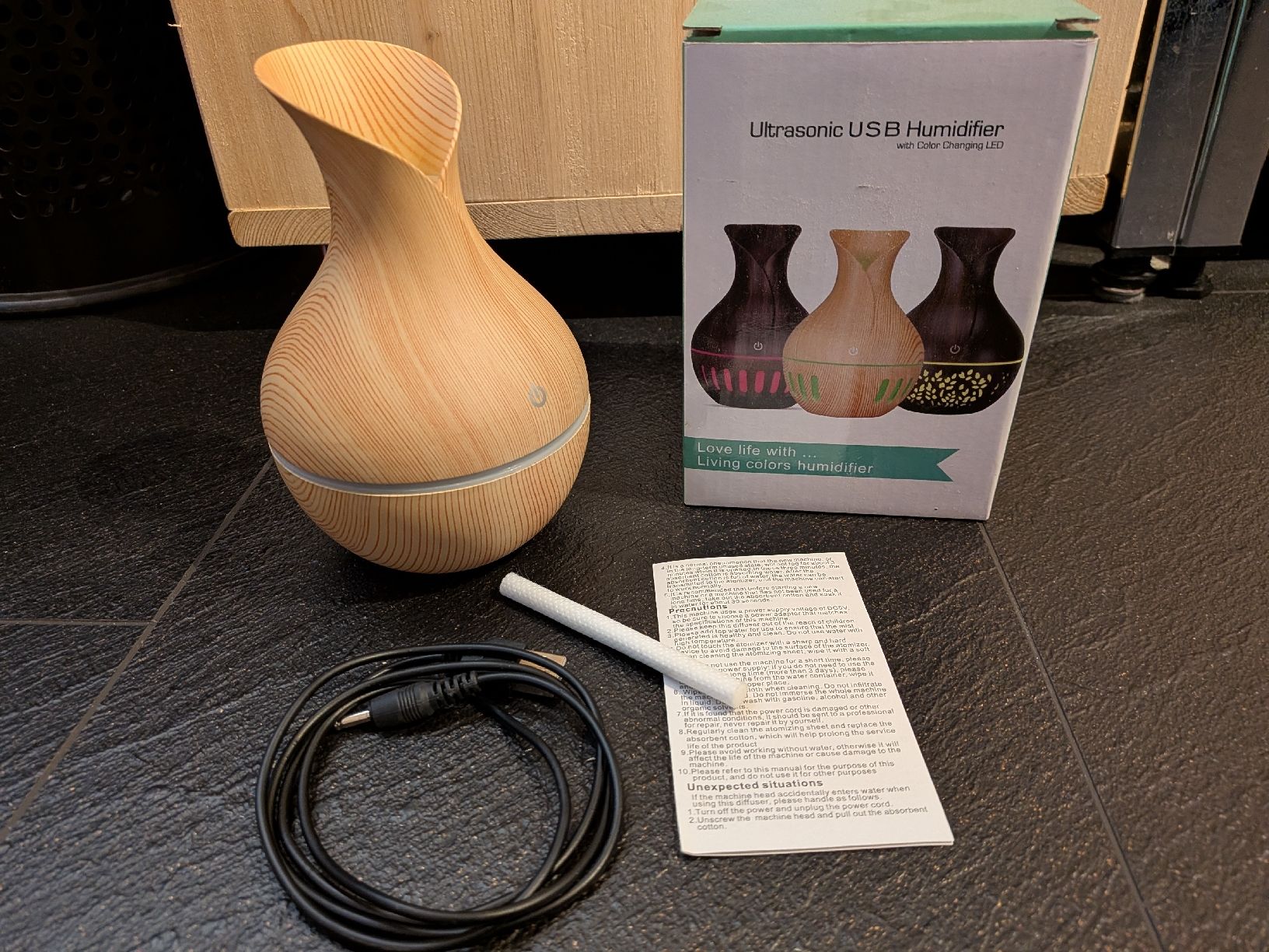 Umidificatori d'aria: USB - Luftbefeuchter – Usato da St. Gallenkappel venduto da Corfla