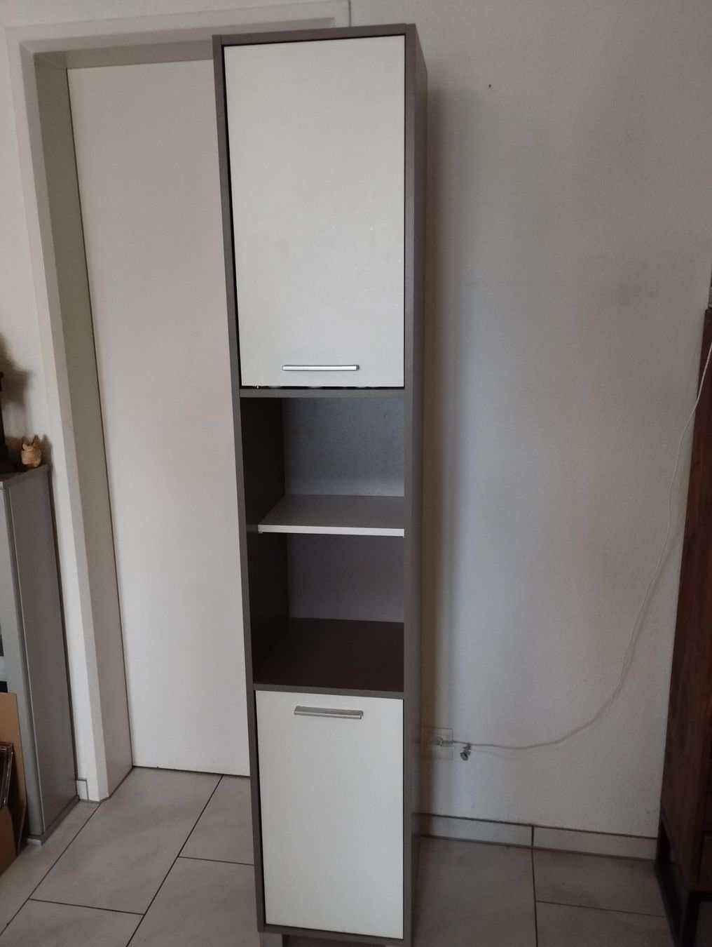 Armadi: Schmaler Schrank / Badmöbel – Usato da Zollikofen venduto da zr65 3