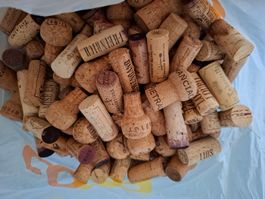 130 Stk. Korkzapfen zum basteln