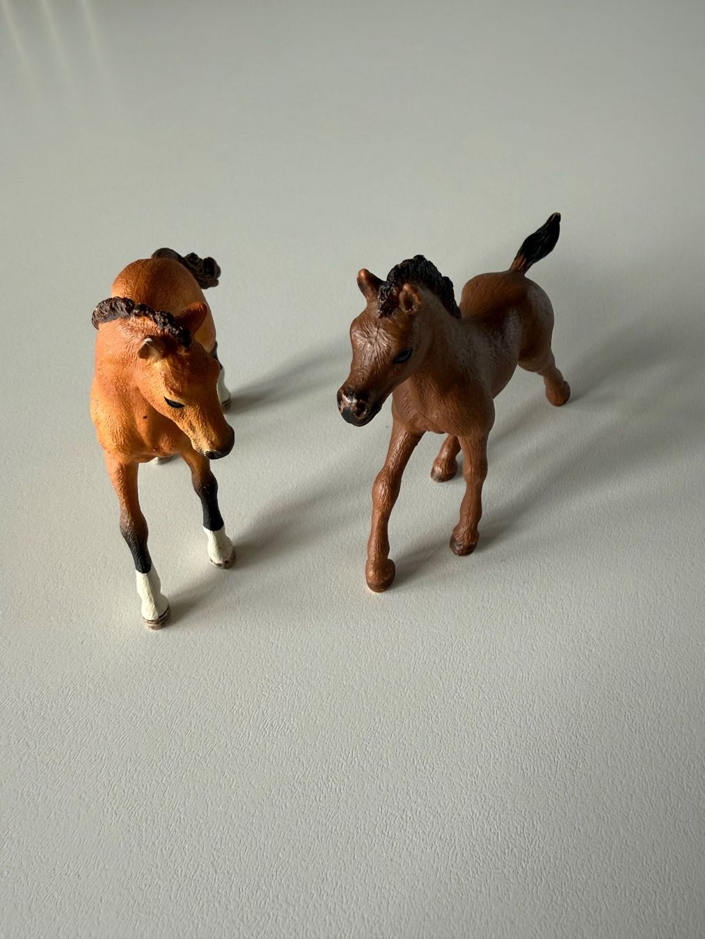 Schleich Giocattoli: Junge Schleichpferde 2 Stück – Usato da Dällikon venduto da dahi1