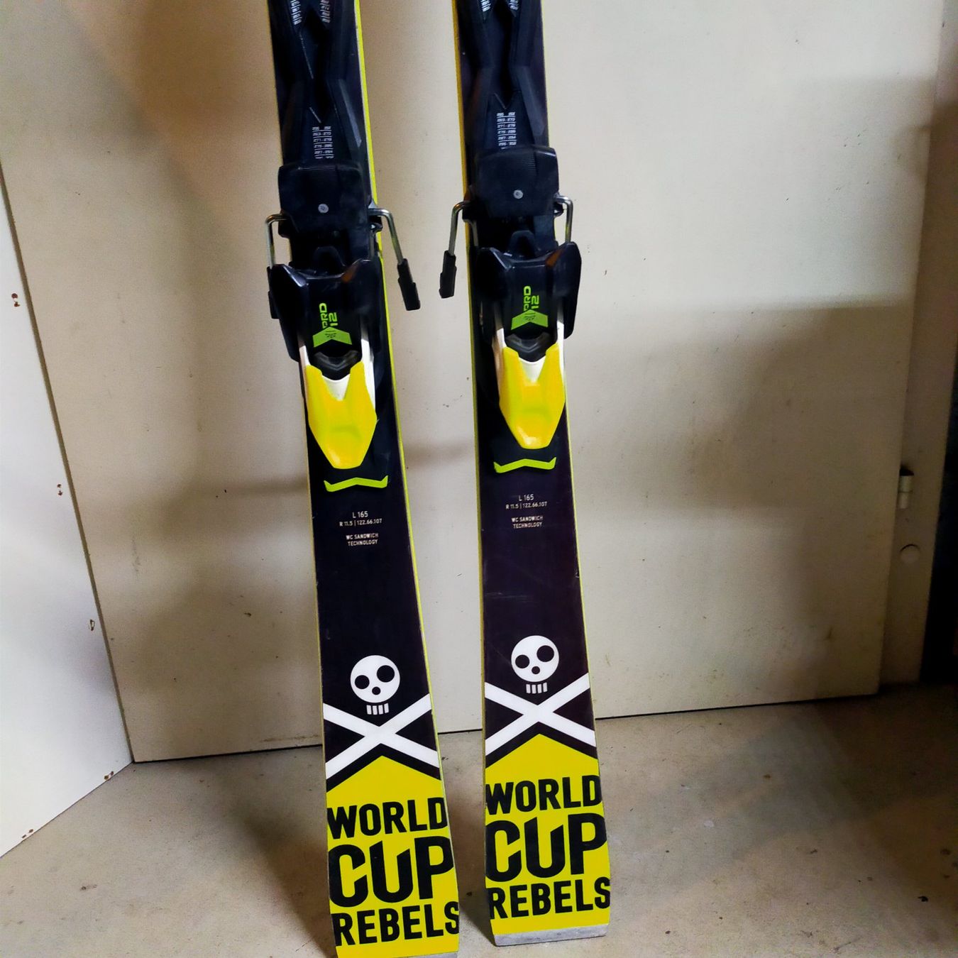 Head Skis: SlalomSki Head 165cm – Gebraucht aus Spiez von Kizur90 5
