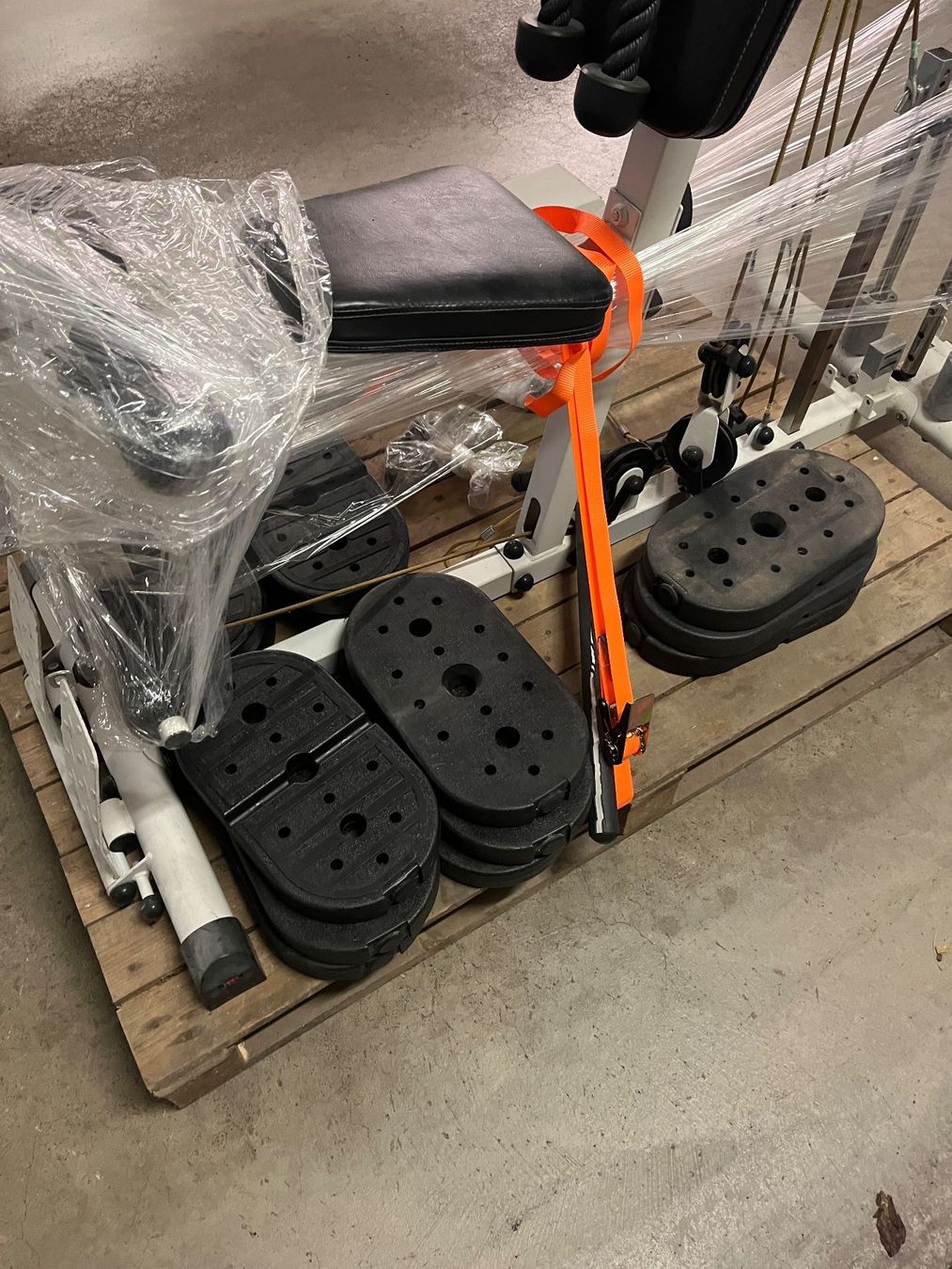 Kettler Hometrainer: Kettler - Kraftstation MULTIGYM – Usato da Schwyz venduto da STANSFI 6