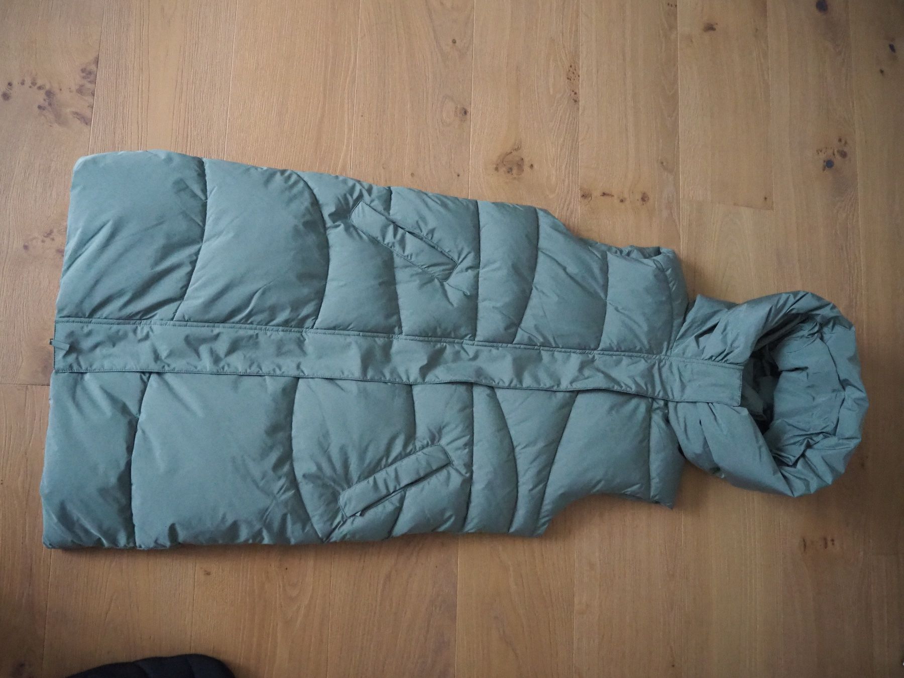 Gilet & Giacche senza maniche: Mazine, lange Steppweste mit Kapuze, Gr. XS – Usato da Zürich venduto da snowow 3