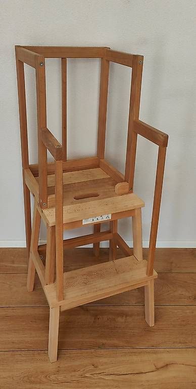 Seggioloni: Tritt Hocker mit Geländer (Lernturm) – Usato da Gränichen venduto da Iuser73 1