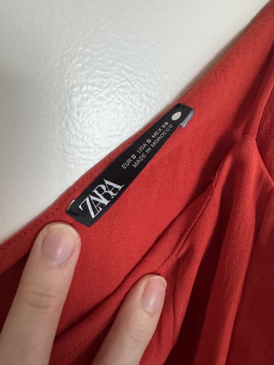 Zara Jumpsuits: Zara orange Jumpsuit S – Gebraucht aus Zürich von Lovelyperfumes 1