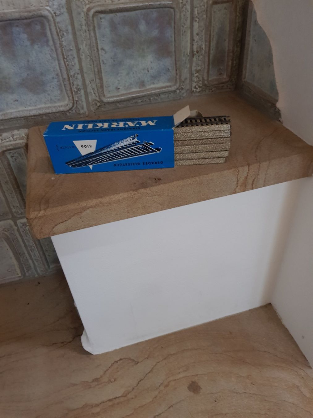 Märklin Modelleisenbahnen: Märklingleise 5106 – Gebraucht aus Stalden VS von Saprmi