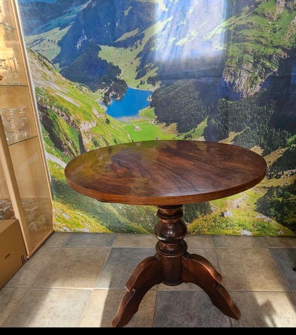 Set de table et chaises: Alte antike Möbel – D'occasion à Zürich par nol_7b5v 1