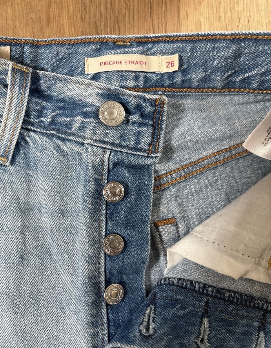 Levi's Jeans: Levi's Ribcage Straight Jeans Grösse 26  – Gebraucht aus Bern von gwilla 1