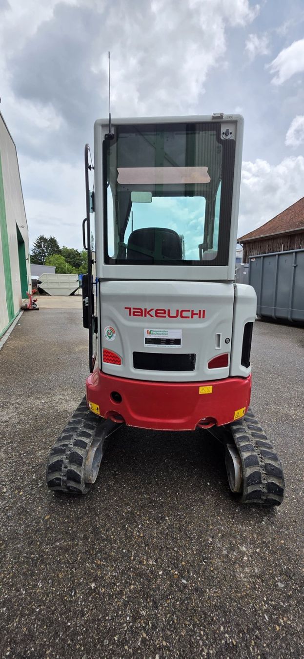 Takeuchi Escavatori: Takeuchi TB325R Bagger – Usato da Lengwil venduto da x-rent 8