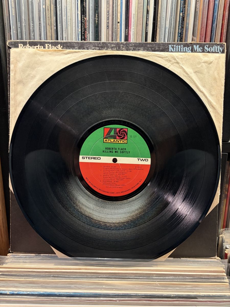 Dischi in vinile: Roberta Flack - Killing Me Softly LP Vinyl Schallplatte – Usato da Gunzwil venduto da Gitarrenmark 2