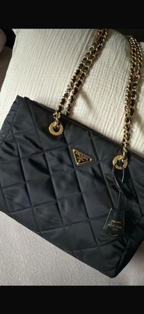 Prada Tasche