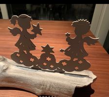 Schöne Engel auf Holz, speziell