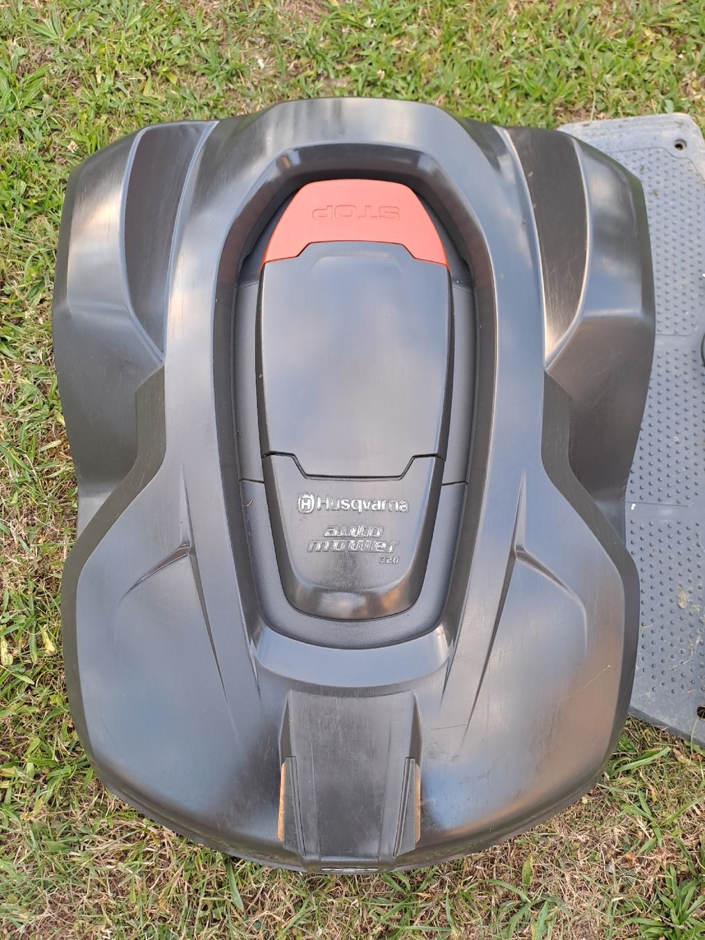 Husqvarna Tagliaerba: Automower Husqvarna 320  – Usato da Gossau SG venduto da MX450 2