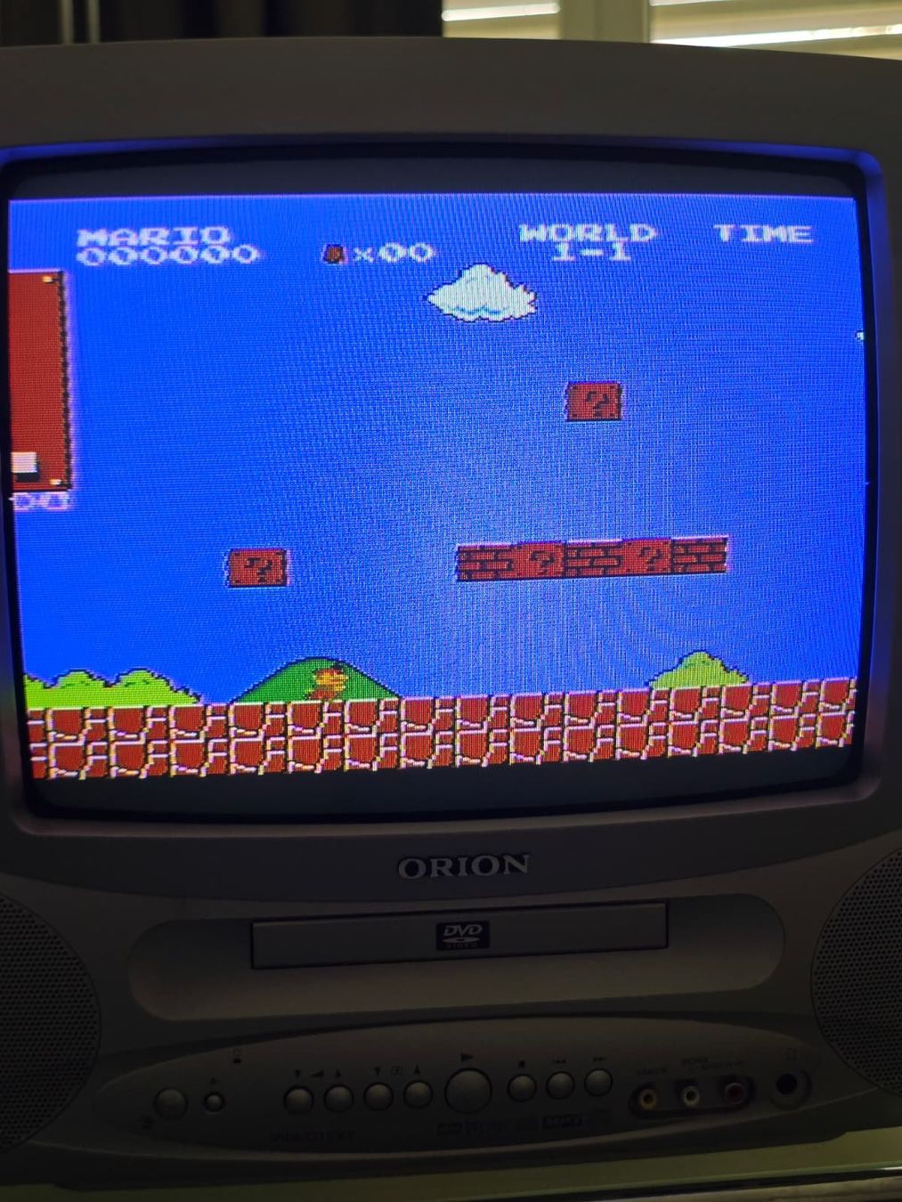 Nintendo Consoles: Nintendo Entertainment System (NES) Konsole mit 2 Controller – D'occasion à Emmen par BieteNurSo 5