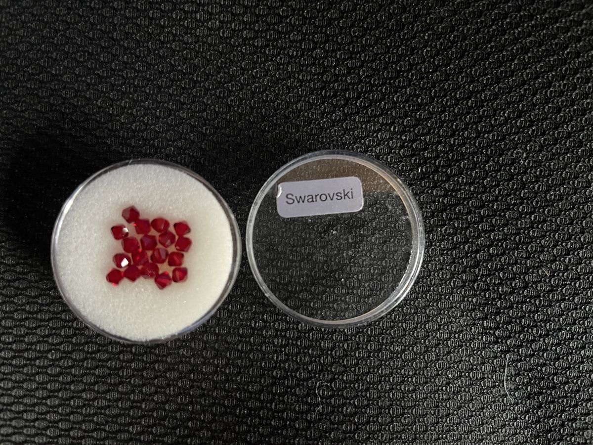Perle (finte): Swarovski Elements, rote Perlen , Basteln, Neu! (53) – Nuovo e nell'imballaggio originale da Suhr venduto da nataschaad