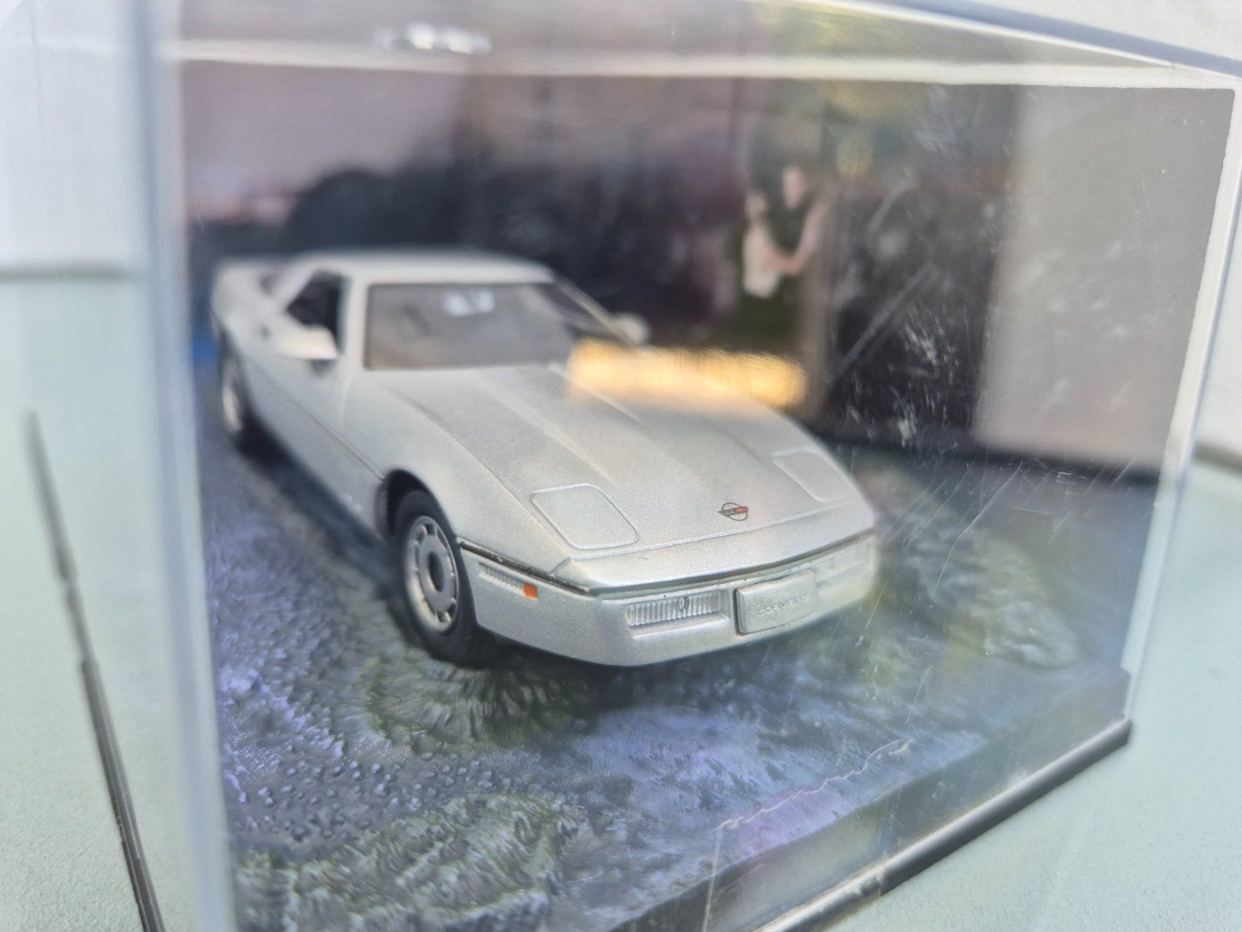 Chevrolet Modellini d'auto: Chevrolet Corvette James Bond 1:43 – Nuovo (secondo la descrizione) da Oberbuchsiten venduto da laffite54 7