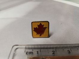 PIN Kanadische Ski-Nati rot/gold guter Zustand