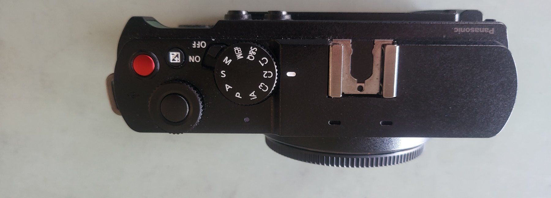 Panasonic Fotocamera: Panasonic Lumix S9, 24.2 MP, Plein Format, Vert camera – Usato da Geneve venduto da T36 3