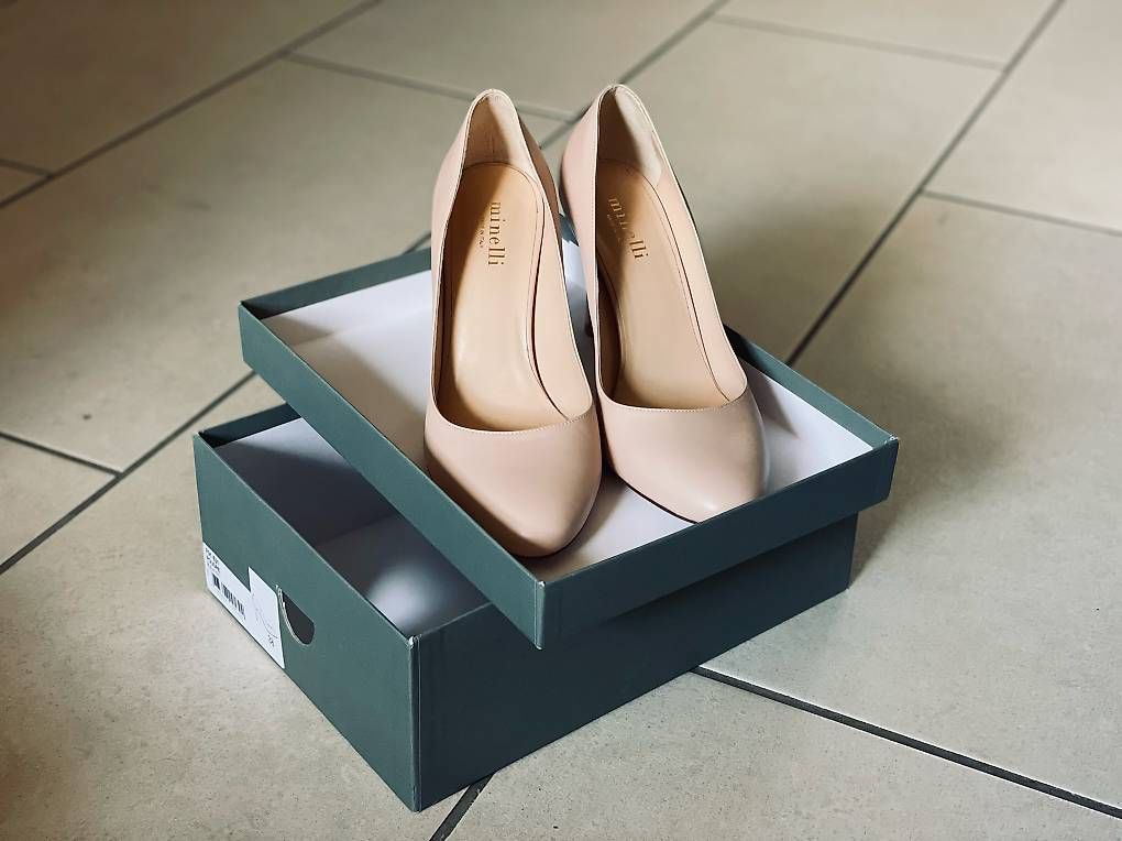 Scarpe da donna: Chaussures au talon Minelli – Nuovo e nell'imballaggio originale da St-Léonard venduto da Vica11