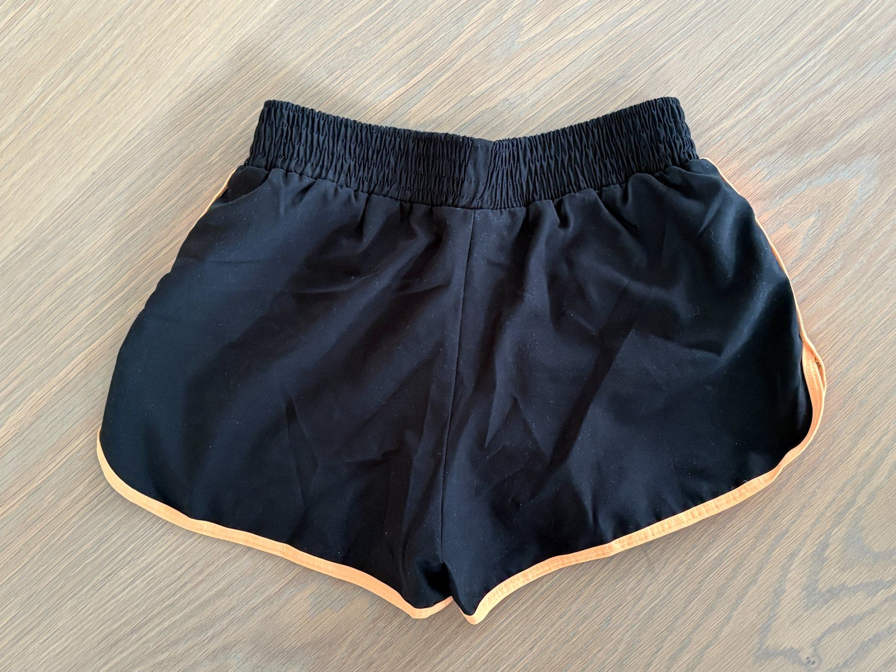 Pantaloni: Sport-Shorts Schwarz, Grösse 140 – Usato da Rüschlikon venduto da user999 1