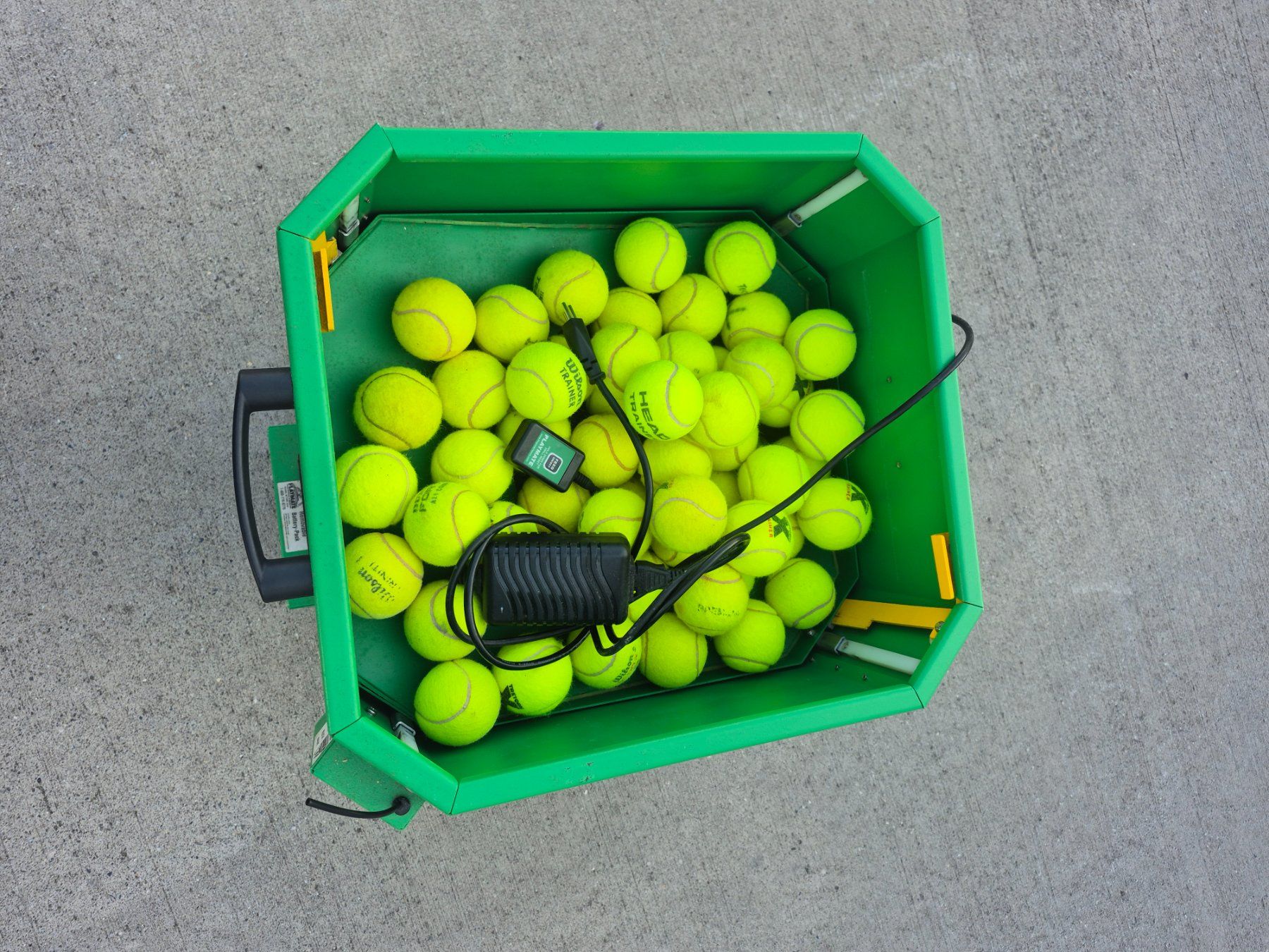 Tutte le macchine: Tennis Ballmaschine – Usato da Buonas venduto da gullis 2