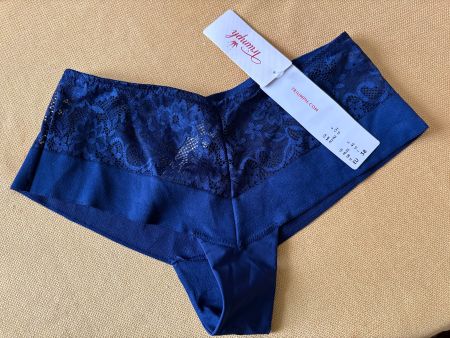Neue blaue Höschen Grösse 38 von Triumph