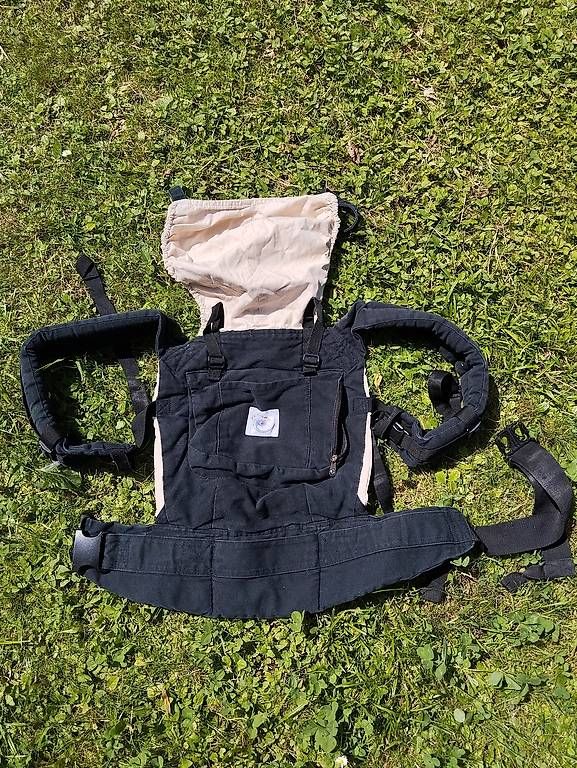 Bauch- & Rückentragen: Ergo Baby Trage inkl Newborn Einsatz – Gebraucht aus Kerns von burmi02