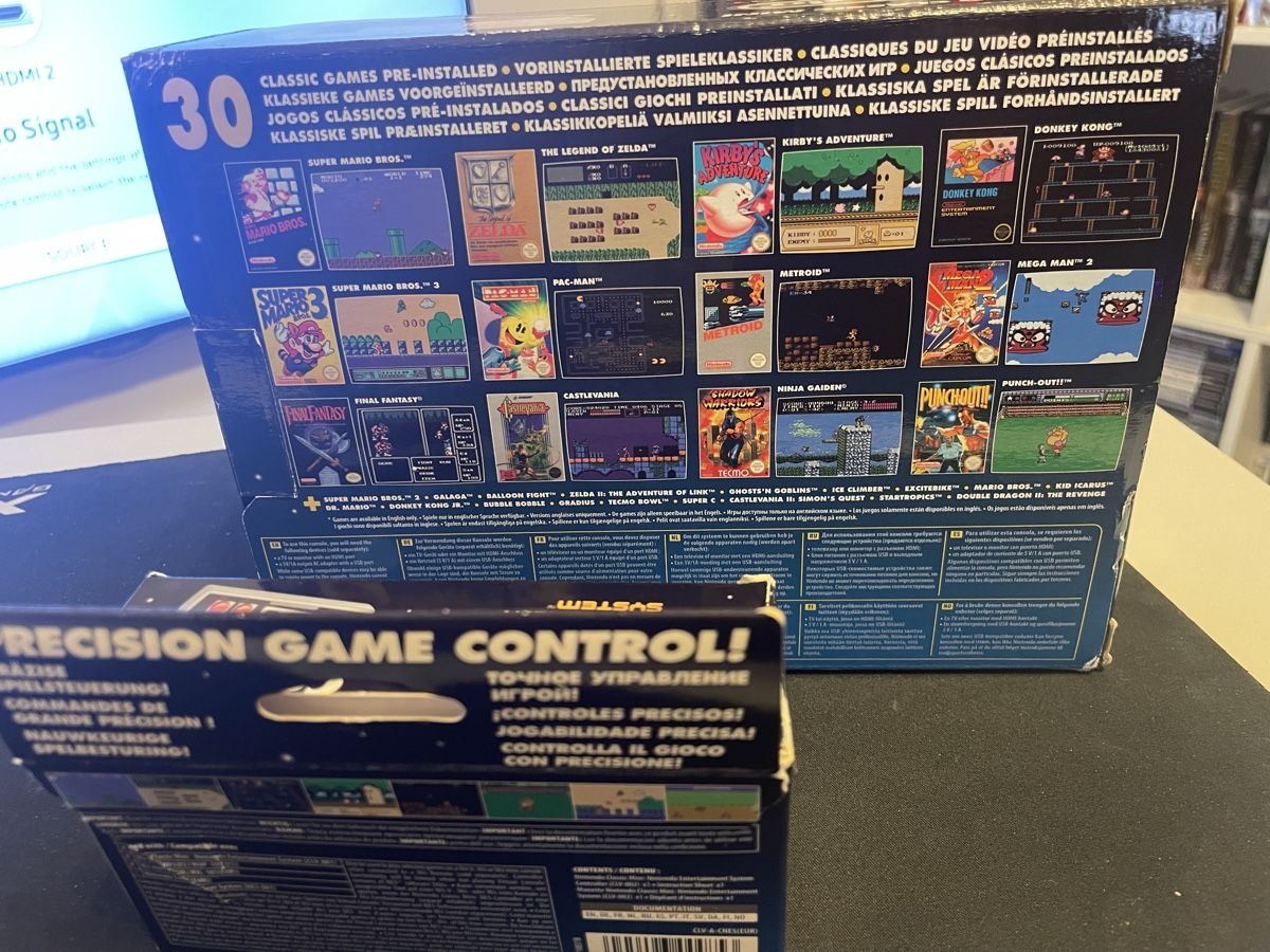Nintendo Consoles: Nintendo Entertainment System NES Classic Mini + Controller – Neuf (Voir description) à Münchringen par loo_b7bd 2