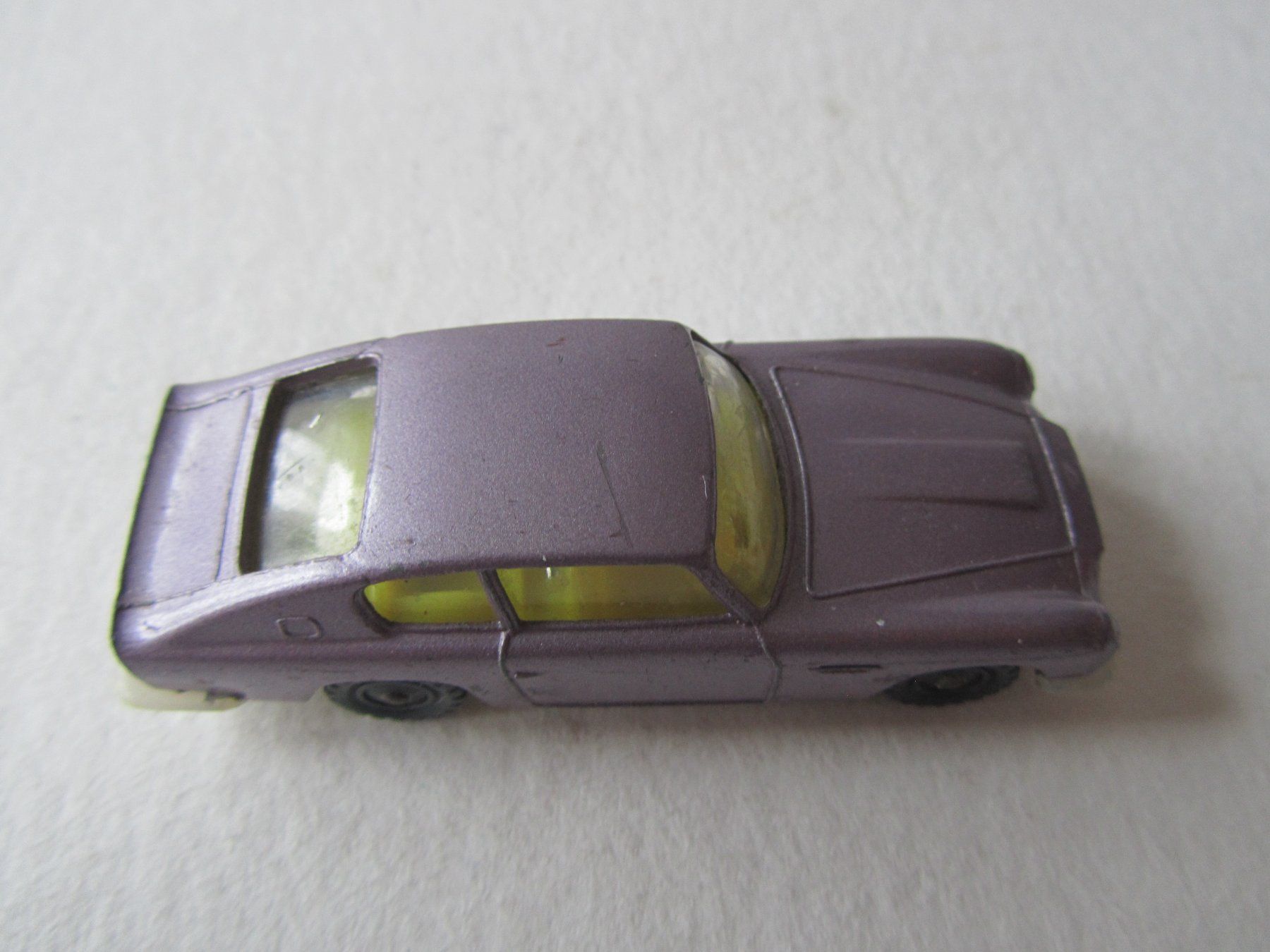 Corgi Toys Modellini d'auto: Aston Martin DB 6, Husky – Usato da Weiningen ZH venduto da dietsch57 5