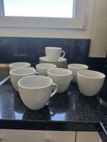 8er Set  weisse Tassen mit Untertellern