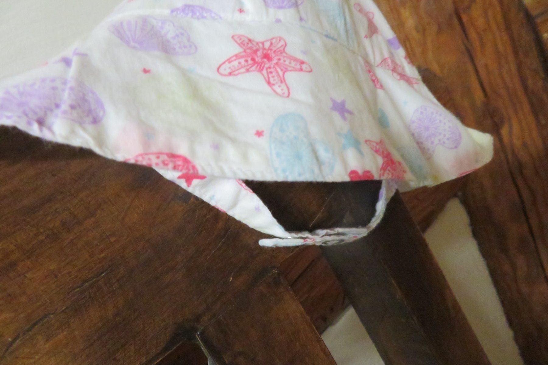 Sonstige Mädchenkleider: Baby Hut in Gr. 35-38 – Gebraucht aus Steckborn von Bibendum02 1