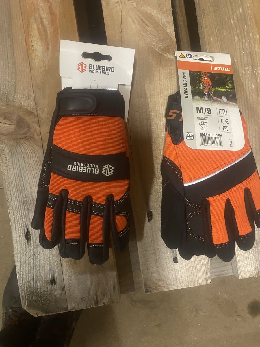 Altri accessori da uomo: Arbeitshandschuhe Stihl Dynamic Vent Grösse M/9 neu – Usato da Menzingen venduto da Edelmuni7