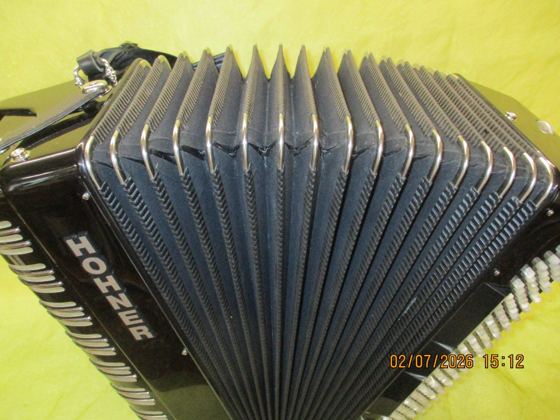 Hohner Strumenti musicali: Akkordeon Hohner Riviera VII S – Usato da Jegenstorf venduto da Oktavio 4