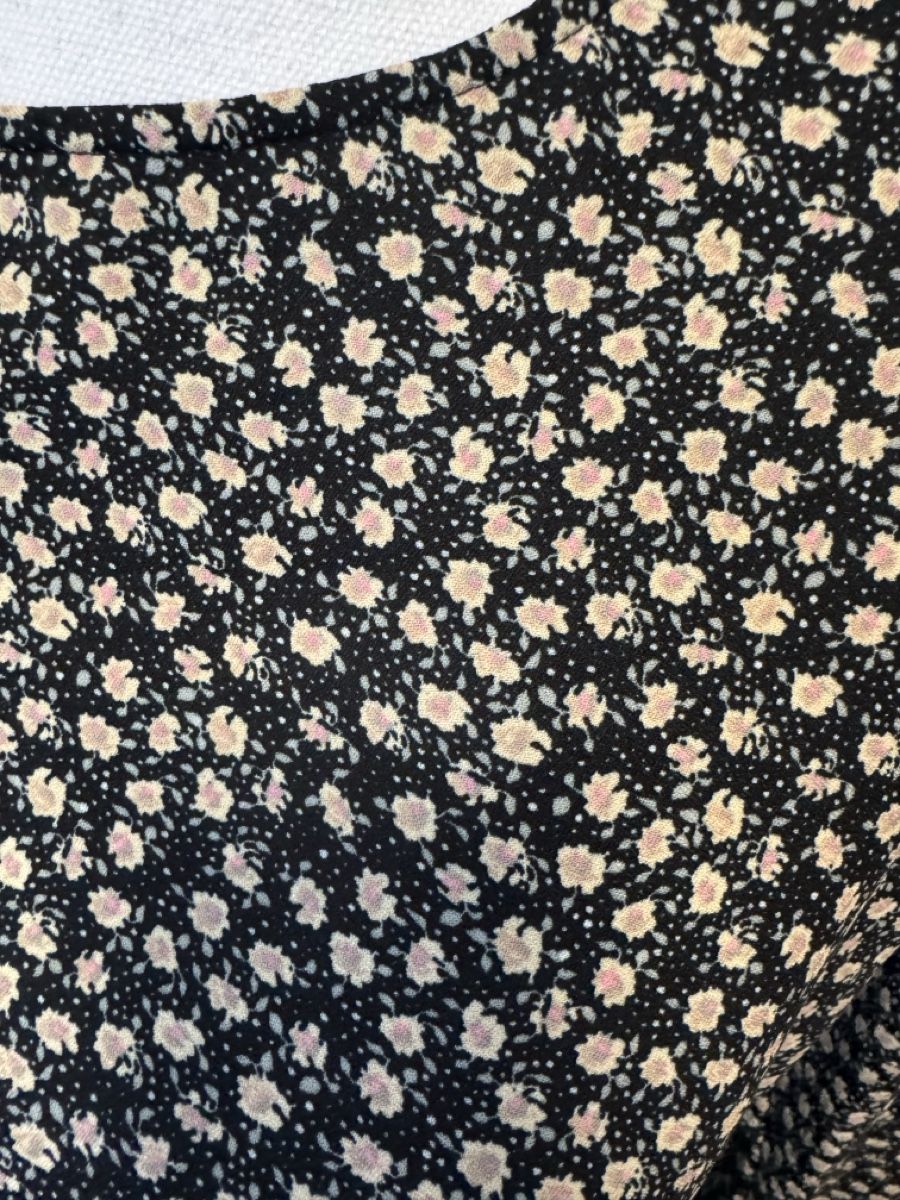 Only Vestiti: ONLY Kleid, Grösse M, Blumenmuster – Usato da Arlesheim venduto da Eli_77 2