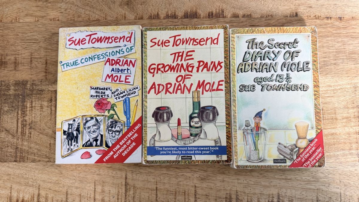 Livres: Adrian Mole Trilogy – D'occasion à Mörigen par Foy29