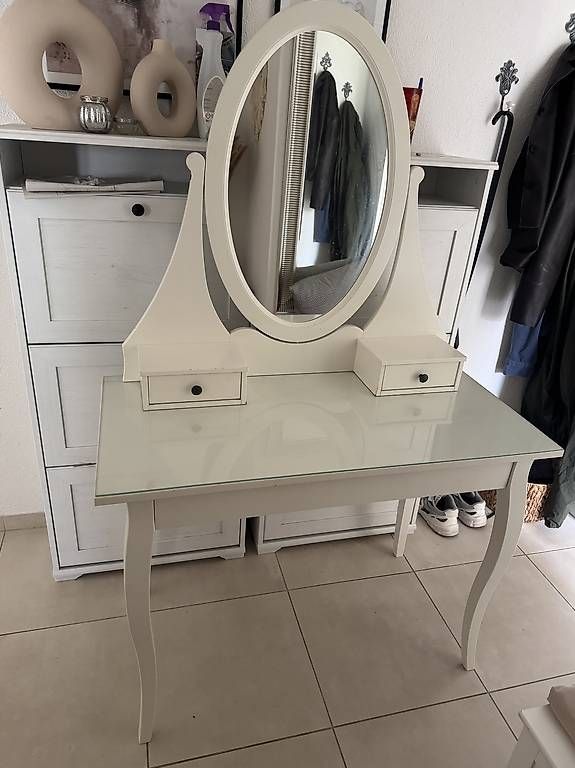 Tavoli da trucco: Schminktisch mit LED-Beleuchtung (IKEA) – Usato da Zürich venduto da giuliaferrari 1