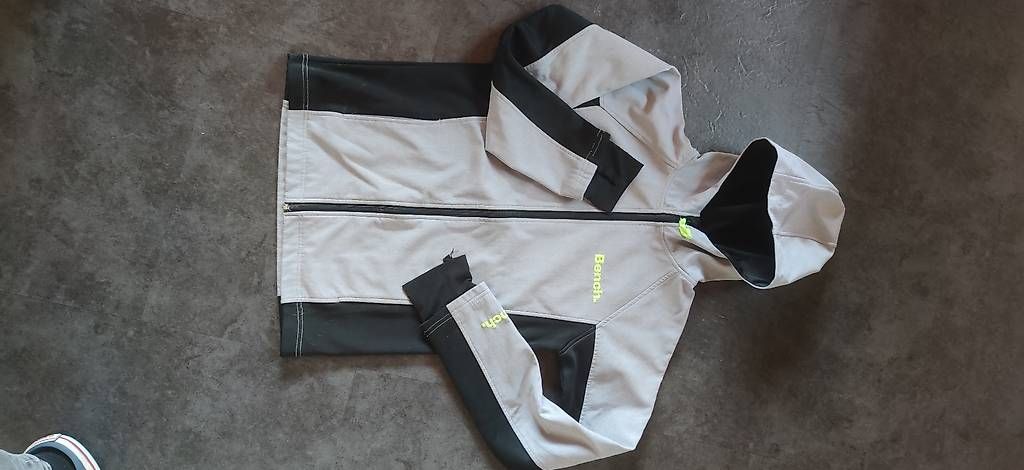 Jacken & Mäntel: Bench-Jacke 152/158 – Gebraucht aus Langwies von ann_n88c 1