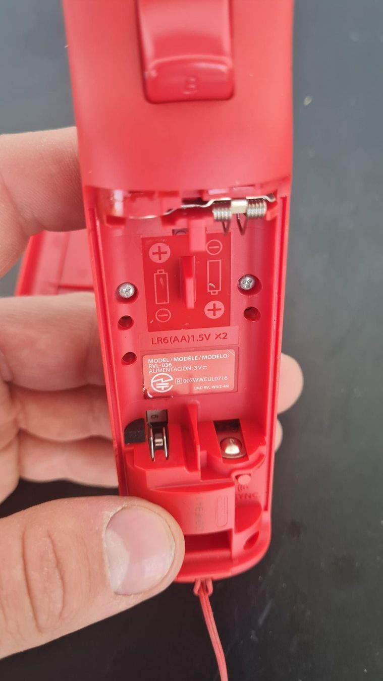 Nintendo Controller: Nintendo Wii / Controller / Fernbedienung mit Hülle / Rot – Usato da Safenwil venduto da Husqi2000 6