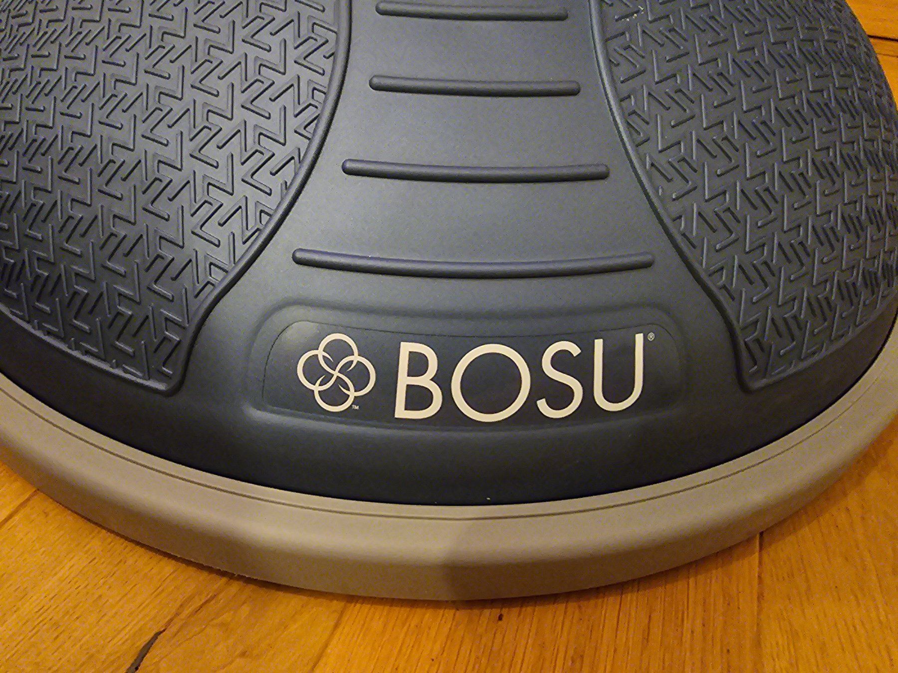 Hometrainer: Original Bosu Pro NexGen 65 cm mit Pumpe – Gebraucht aus Au SG von lar_bx9h 1