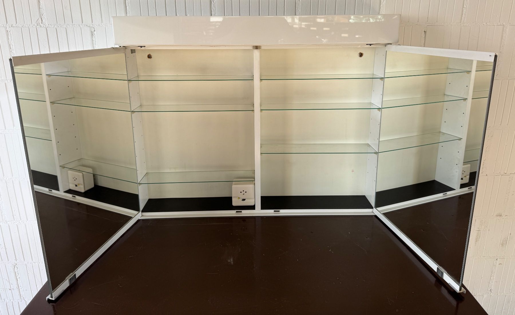Armadietti a specchio: Badezimmer Spiegelschrank – Usato da Schaffhausen venduto da ROCAMECANICA 1