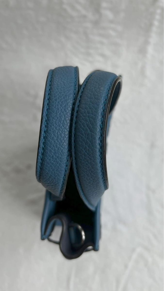 Fendi Taschen: Fendi Handtasche, blaues Leder, Mini Bag – Gebraucht aus Zürich von ClosetKTT 4
