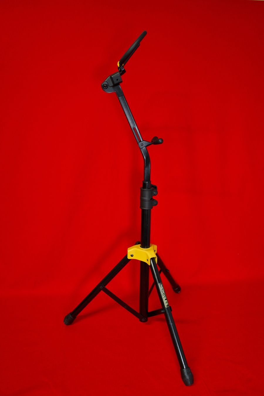 Strumenti musicali: Alt-/Tenorsaxständer hoch – Nuovo (secondo la descrizione) da Buchs AG venduto da Inderbinen