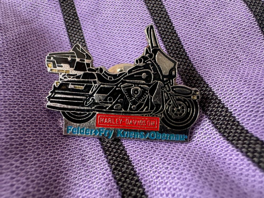Vintage Harley-Davidson pins limited 2000 number 1970 (Gebraucht) in ...