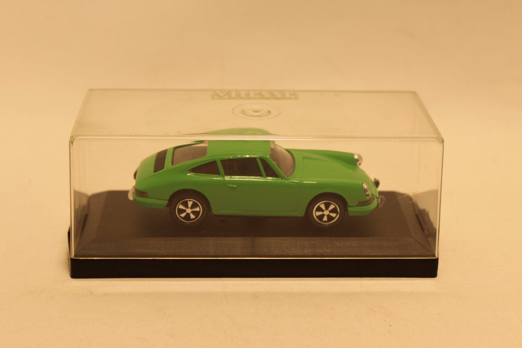 Porsche Modellini d'auto: Modellauto - Porsche 911 hellgrün, 1 : 43 – Nuovo (secondo la descrizione) da Fehraltorf venduto da haefens